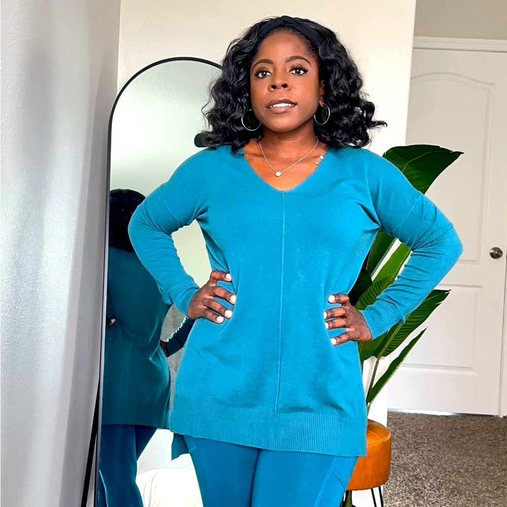 V-Neck High-Low Cashmere Feel Sweater - Teal
